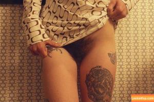 Hairy Women photo #3122