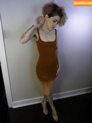 Hairy Women photo #3154