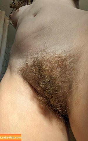 Hairy Women photo #3222