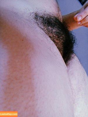 Hairy Women photo #3715