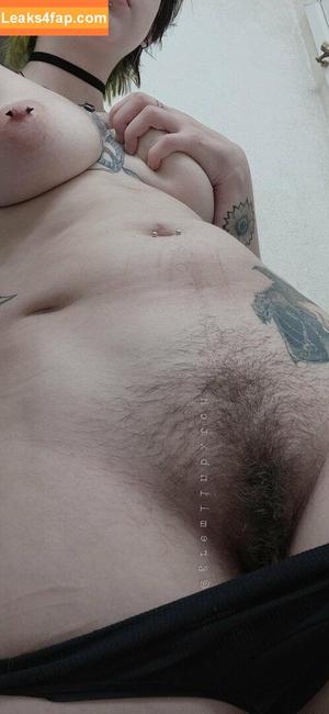 Hairy Women photo #3744