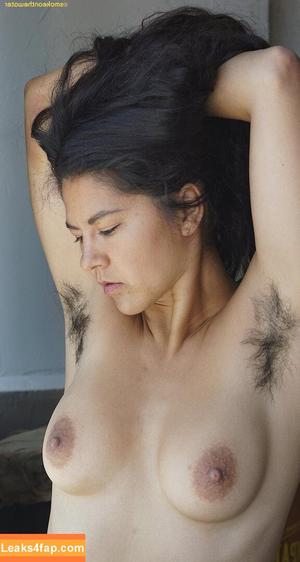 Hairy Women photo #3876