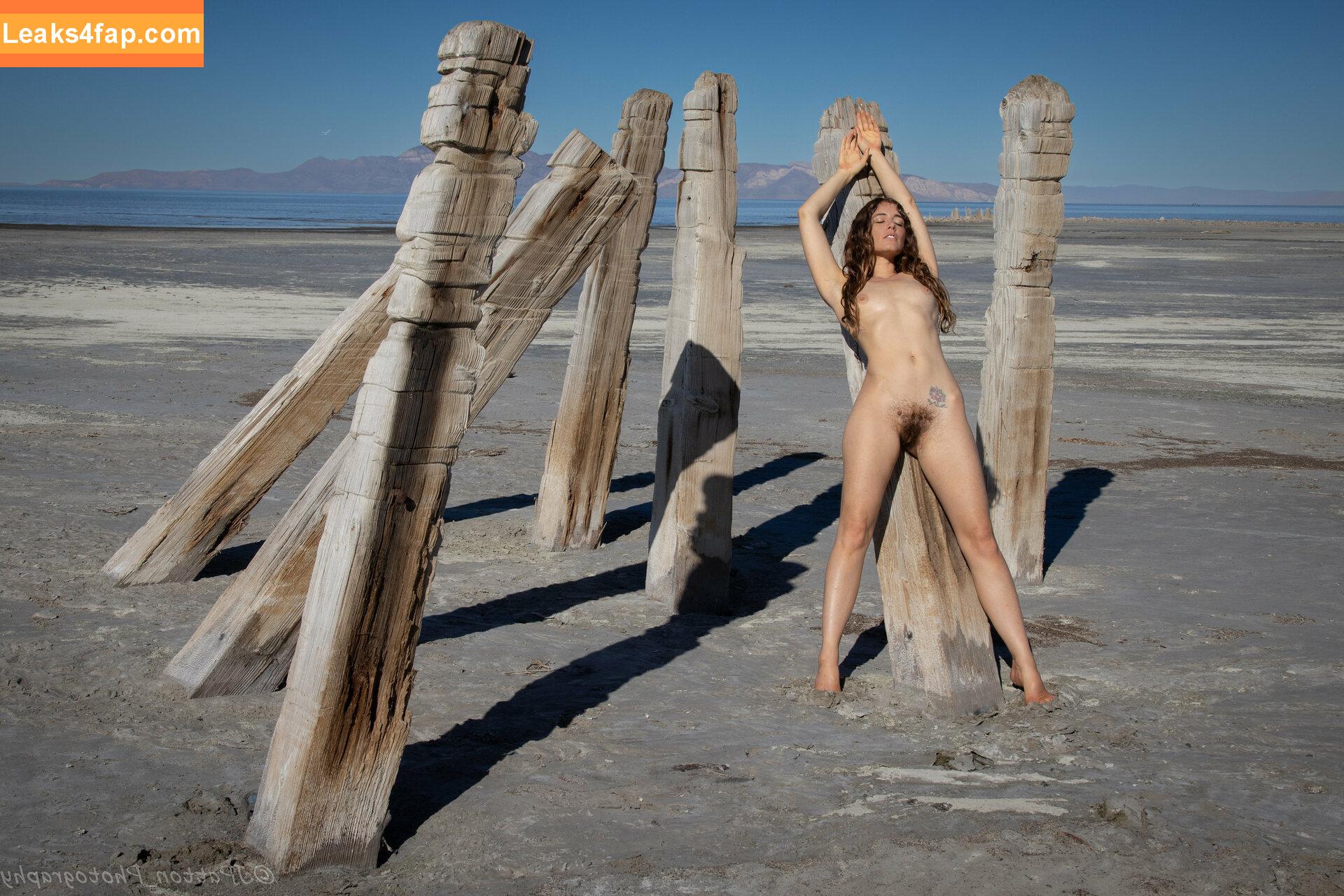 Hairy Women / HairyFairy420 / ig_naturals / pearlygirly06 leaked photo photo #4030