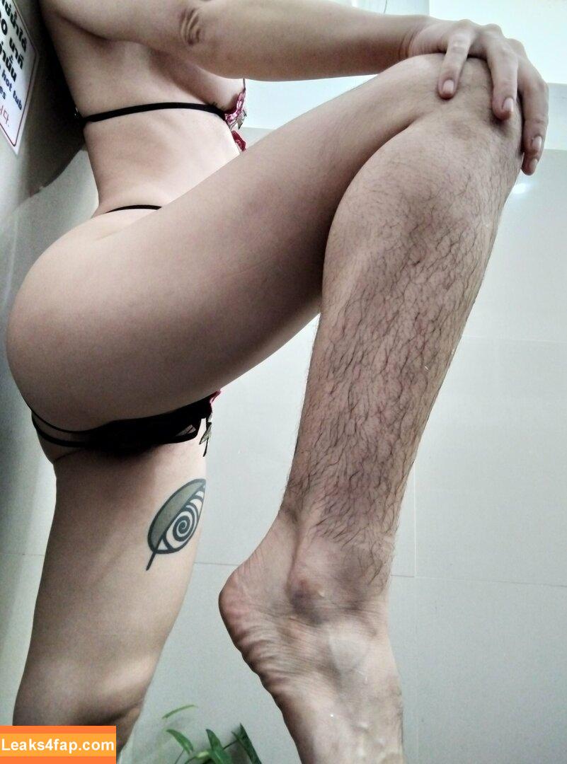 Hairy Women / HairyFairy420 / ig_naturals / pearlygirly06 leaked photo photo #4110