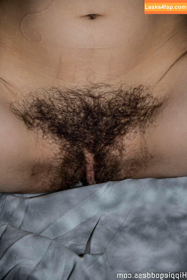 Hairy Women / HairyFairy420 / ig_naturals / pearlygirly06 leaked photo photo #4854