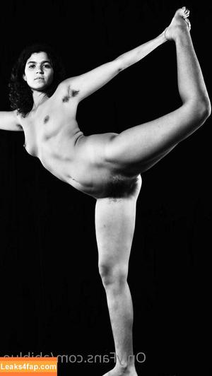 Hairy Women photo #4087