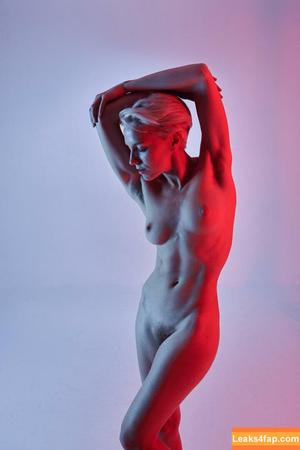 Hairy Women photo #4224