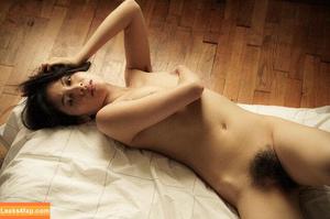 Hairy Women photo #4362