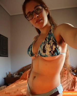 Hairy Women photo #4775