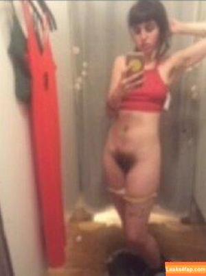 Hairy Women photo #4879