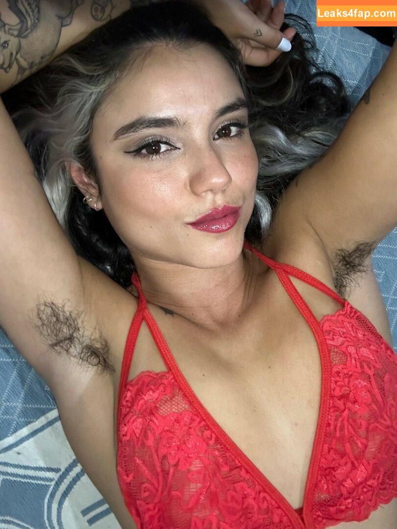 Hairy Women / HairyFairy420 / ig_naturals / pearlygirly06 leaked photo photo #5043