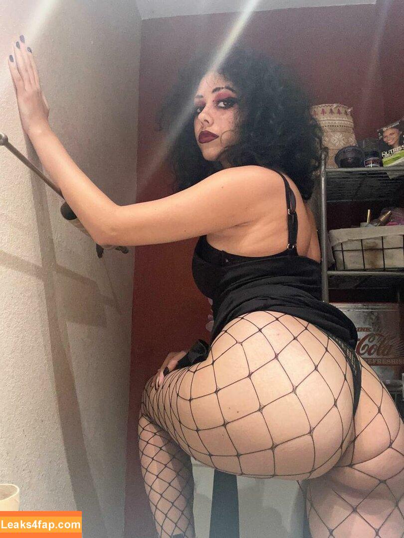 Hairy Women / HairyFairy420 / ig_naturals / pearlygirly06 leaked photo photo #5061