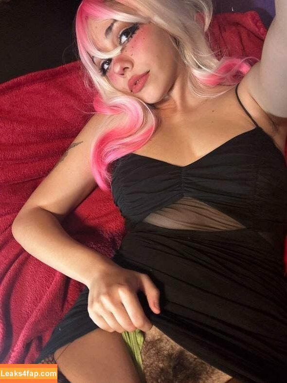 Hairy Women / HairyFairy420 / ig_naturals / pearlygirly06 leaked photo photo #5067