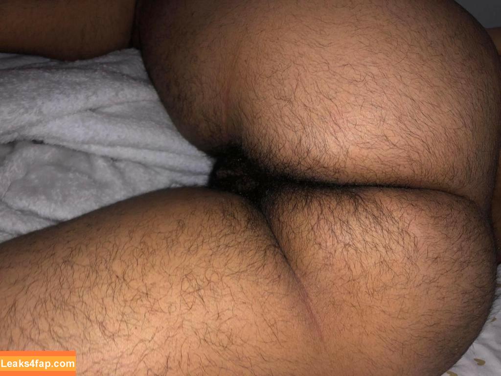 Hairy Women / HairyFairy420 / ig_naturals / pearlygirly06 leaked photo photo #5258
