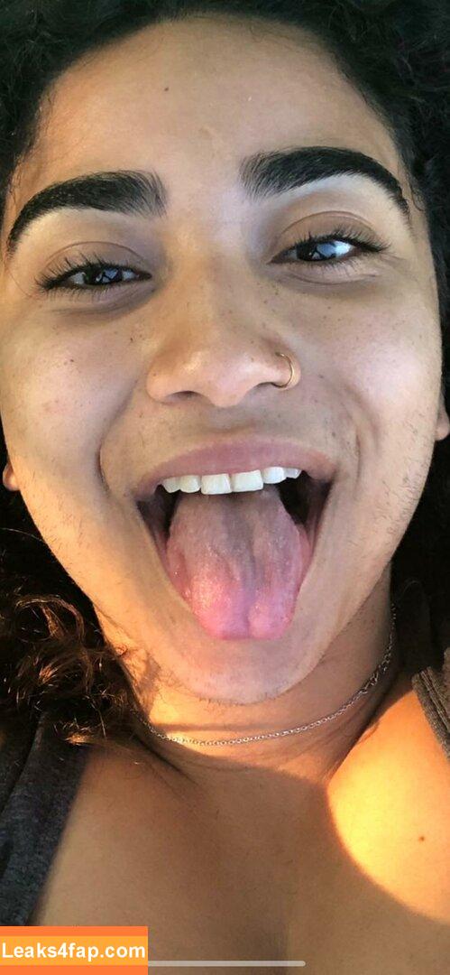 Hairy Women / HairyFairy420 / ig_naturals / pearlygirly06 leaked photo photo #5260