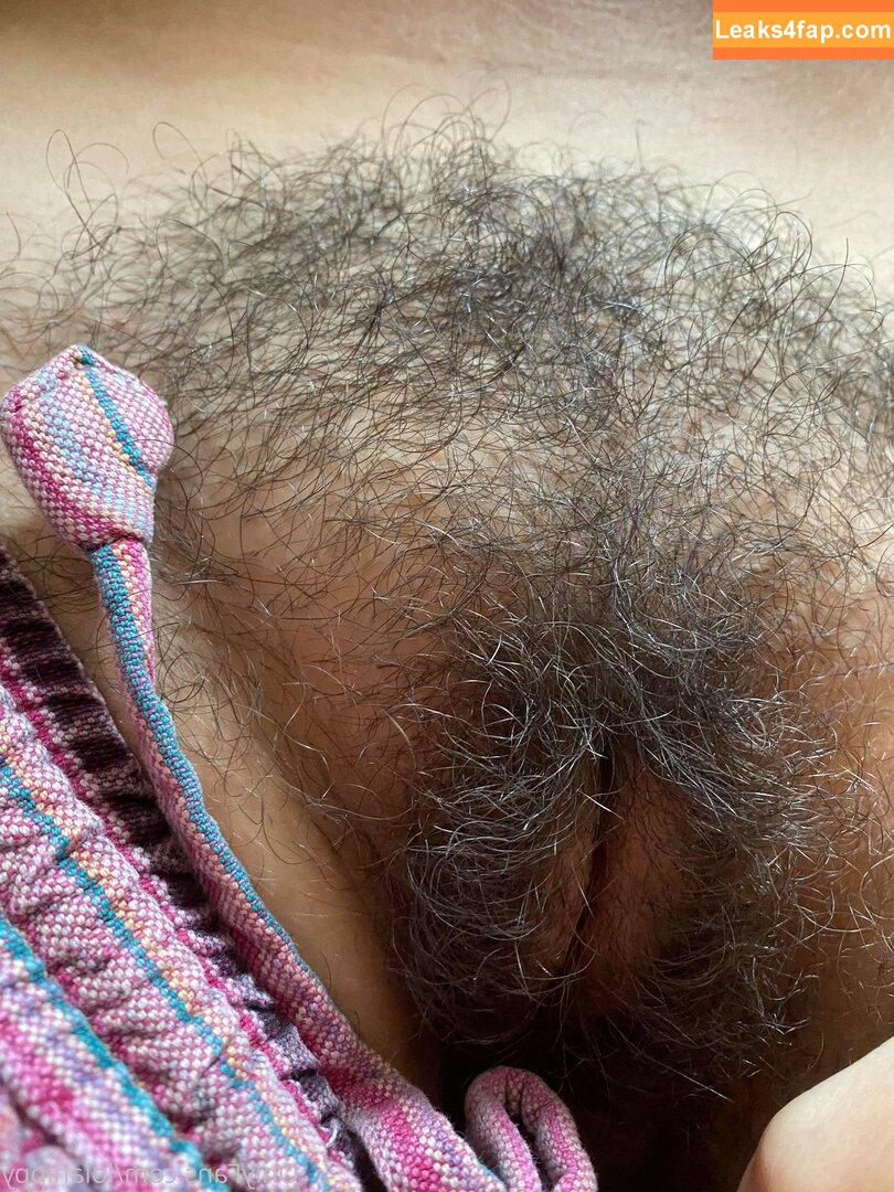 Hairy Women / HairyFairy420 / ig_naturals / pearlygirly06 leaked photo photo #5325
