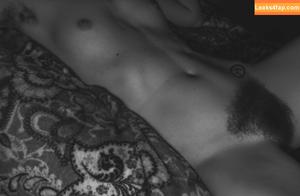 Hairy Women photo #5284