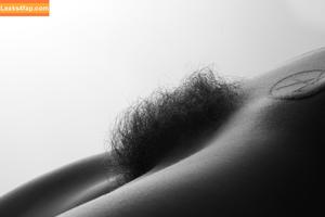 Hairy Women photo #5286