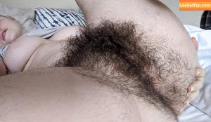 Hairy Women photo #5294