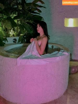 Hakicosmodel photo #1071