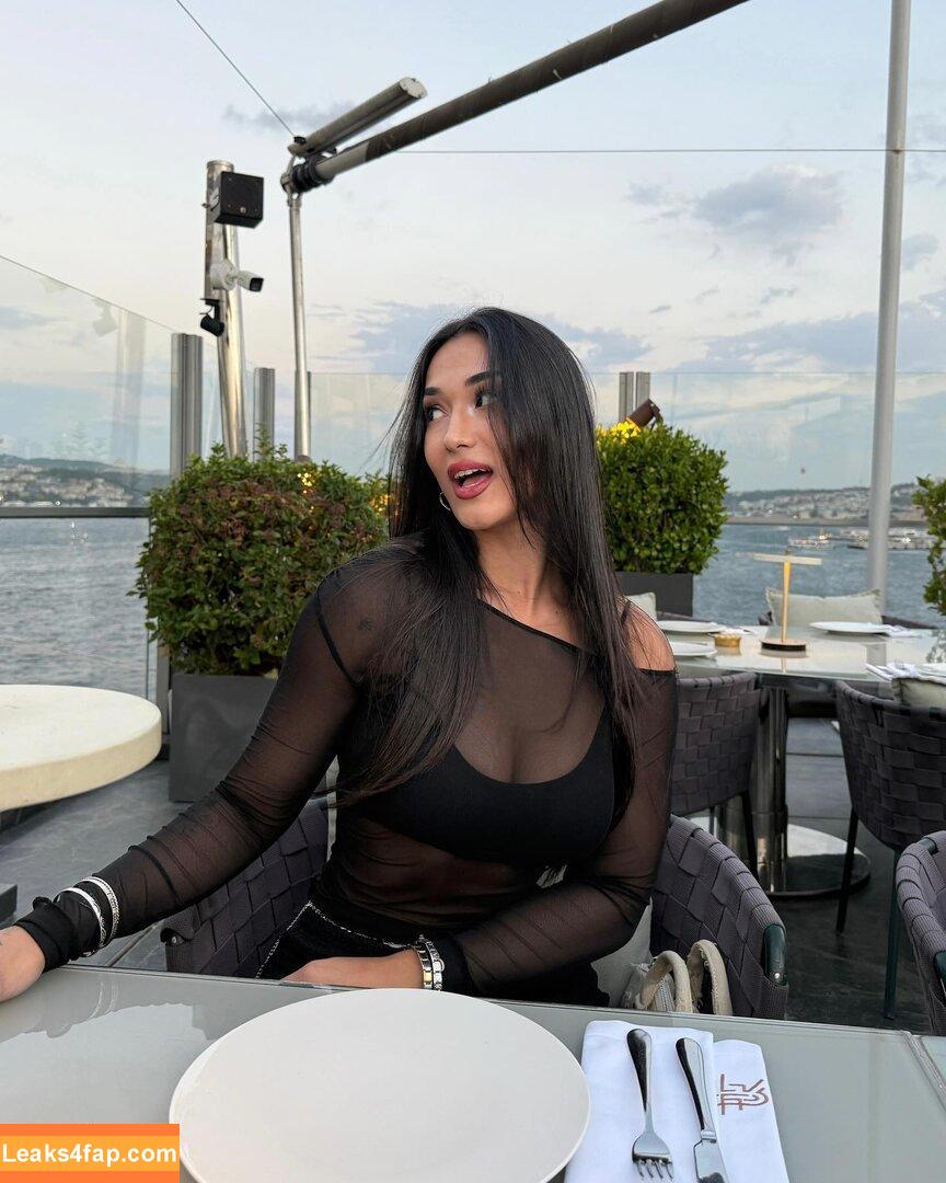 Hale Cabbar / cabbarhale слитое фото фото #0093