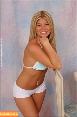 Halee Model фото #0048