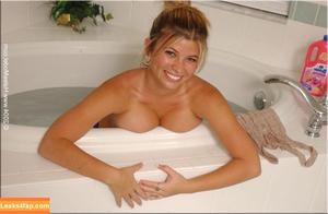 Halee Model фото #0295