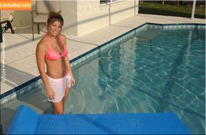 Halee Model фото #0302