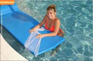 Halee Model фото #0312