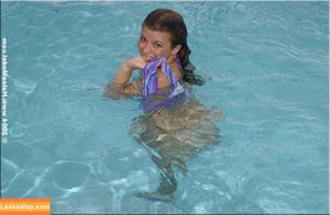Halee Model photo #0562