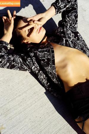 Haley Leach photo #0001