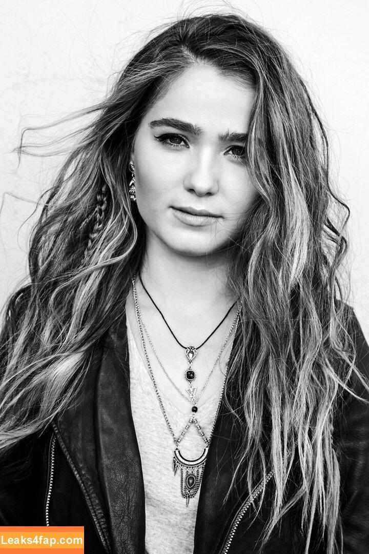 Haley Lu Richardson / haleyluhoo leaked photo photo #0035