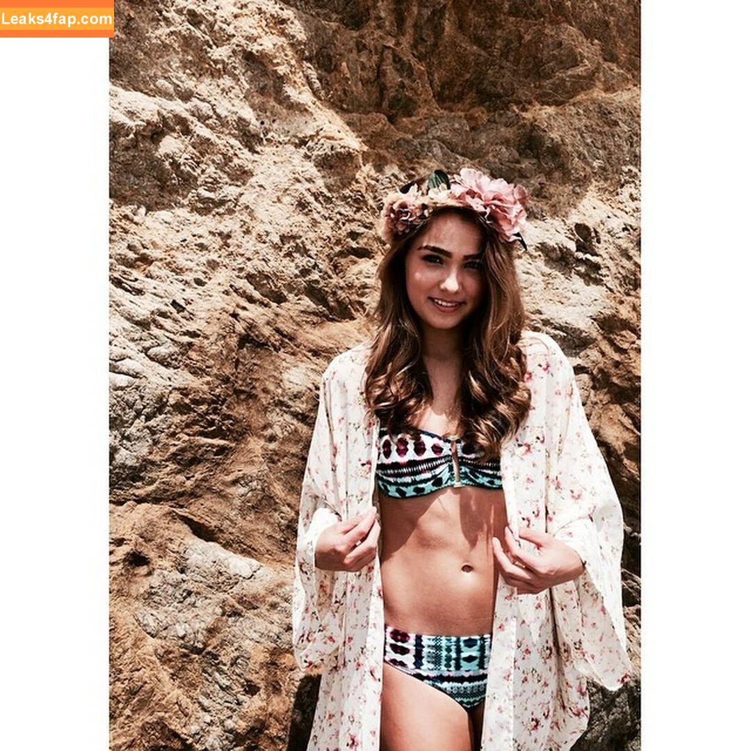 Haley Lu Richardson / haleyluhoo leaked photo photo #0279