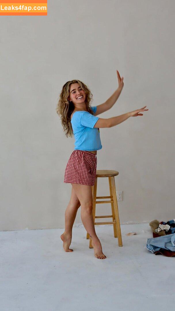 Haley Lu Richardson / haleyluhoo leaked photo photo #0405