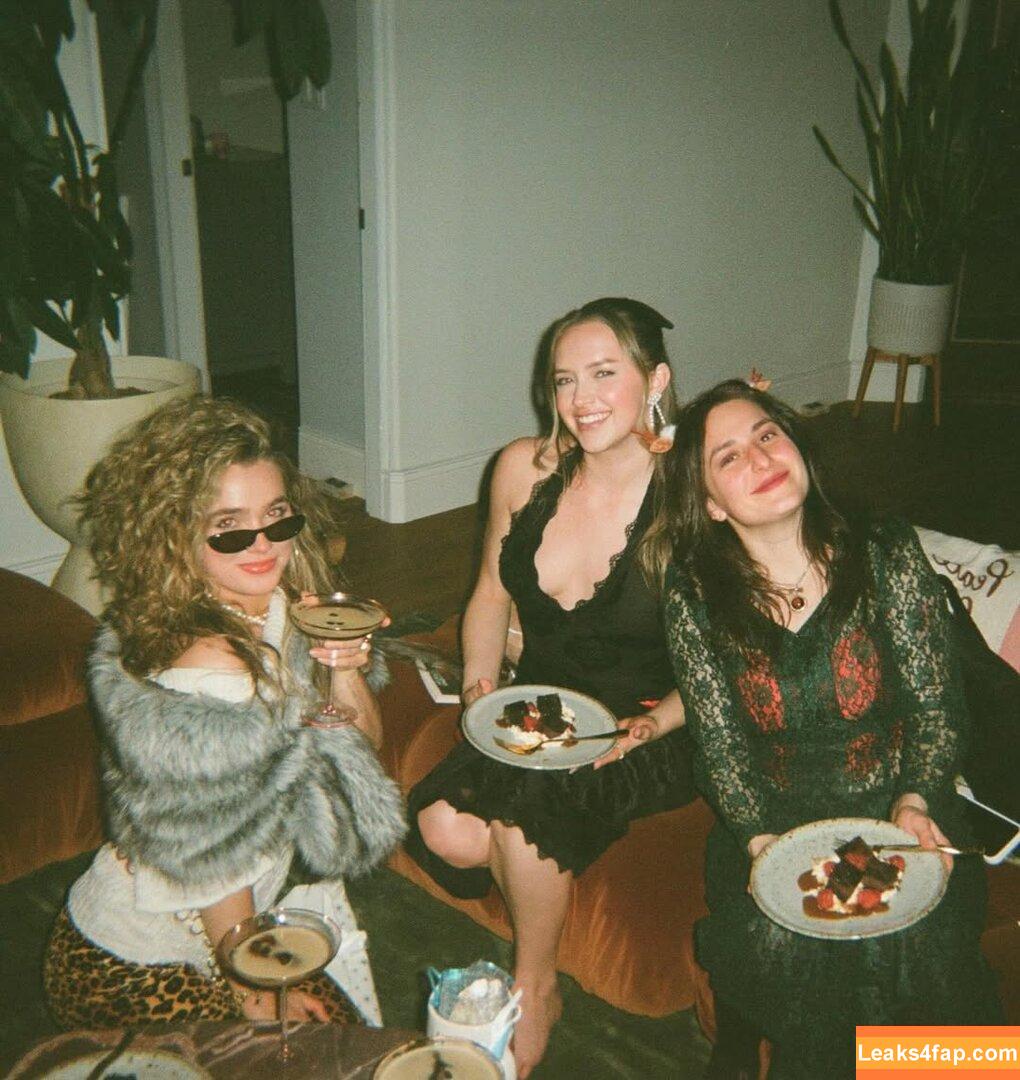 Haley Lu Richardson / haleyluhoo leaked photo photo #0407