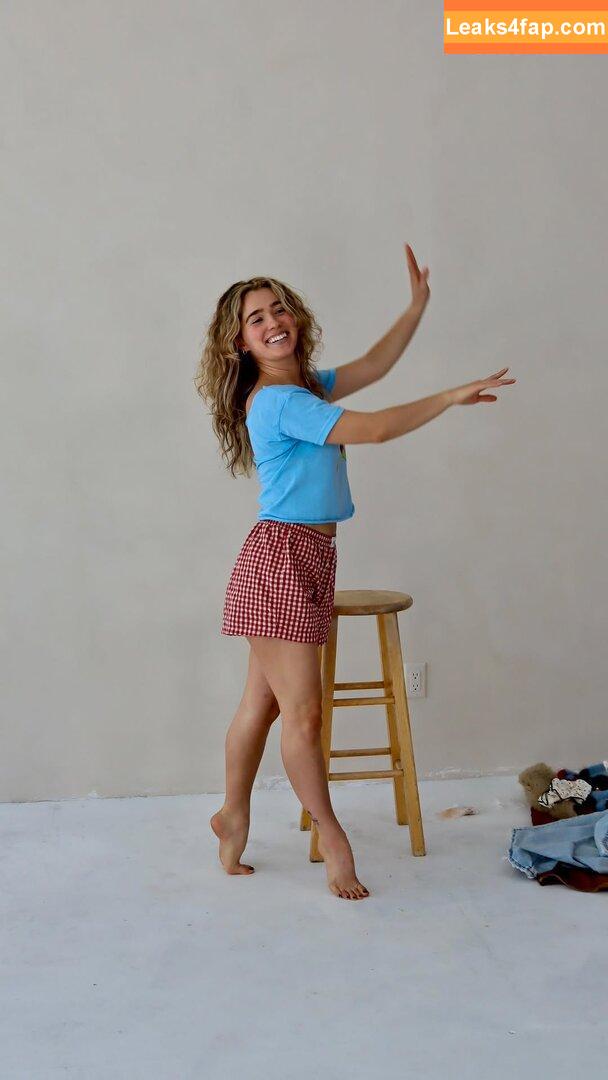 Haley Lu Richardson / haleyluhoo leaked photo photo #0414