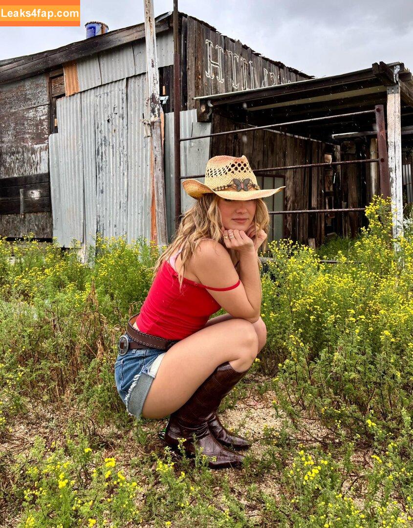 Haley Lu Richardson / haleyluhoo leaked photo photo #0427