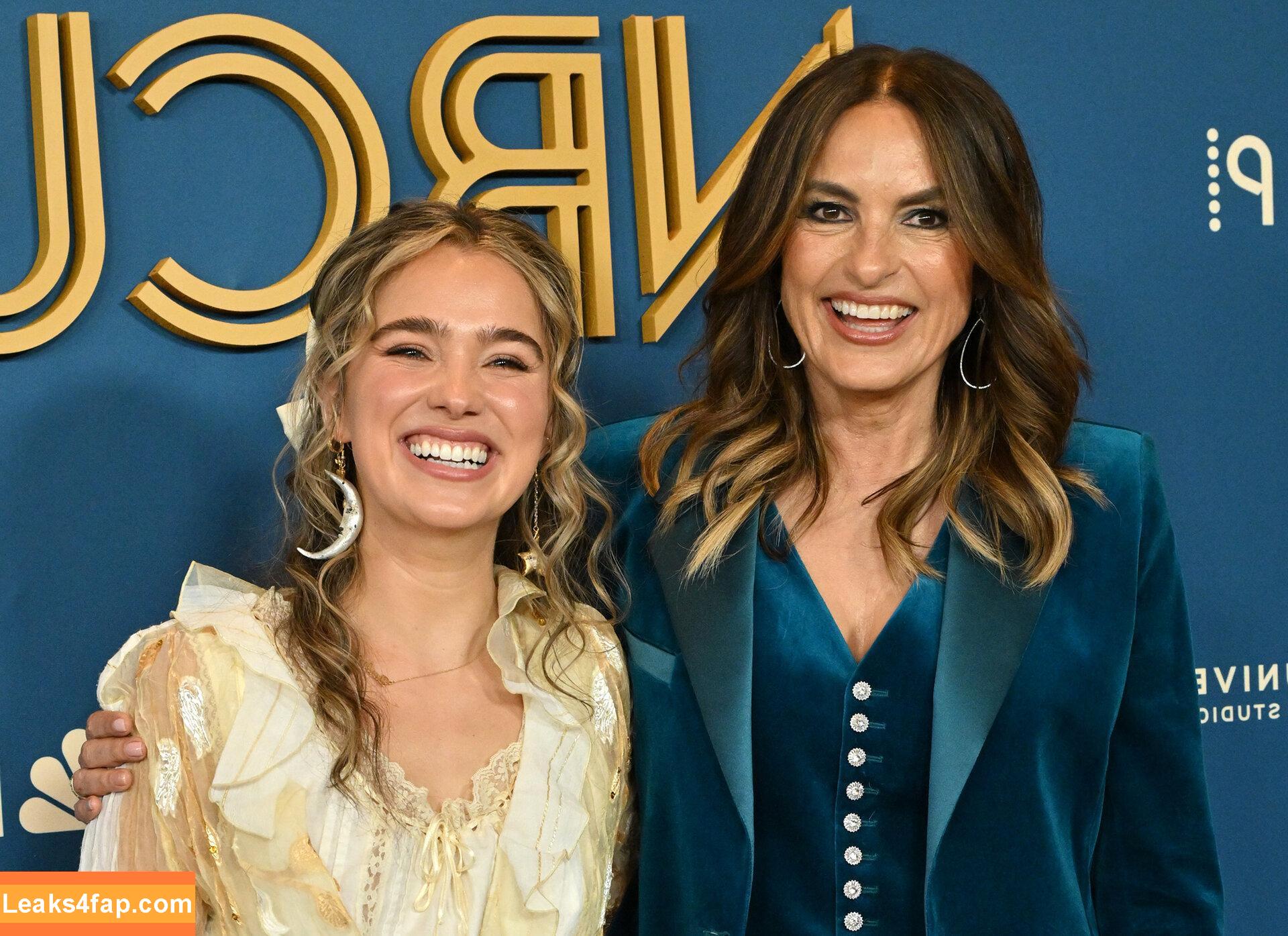 Haley Lu Richardson / haleyluhoo leaked photo photo #0451