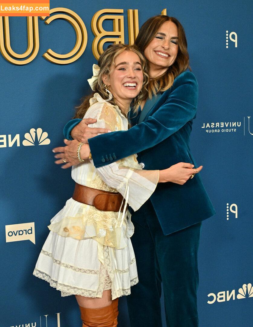 Haley Lu Richardson / haleyluhoo leaked photo photo #0459