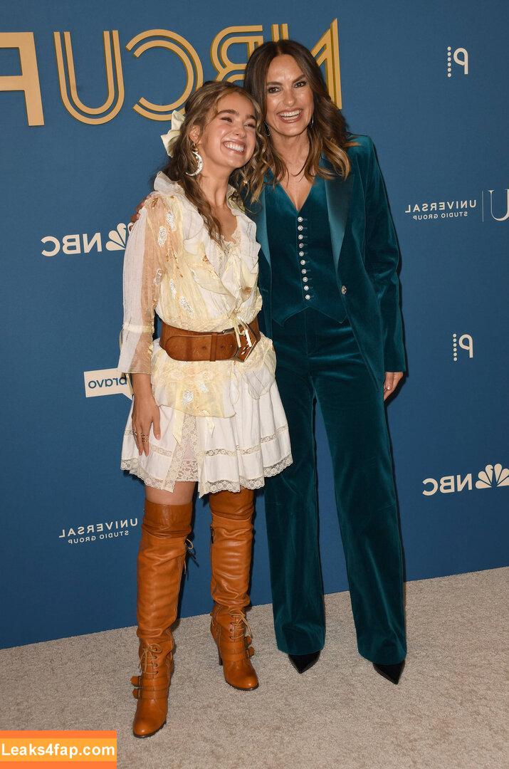Haley Lu Richardson / haleyluhoo leaked photo photo #0464