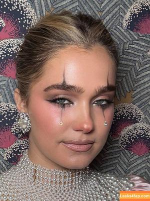 Haley Lu Richardson фото #0389