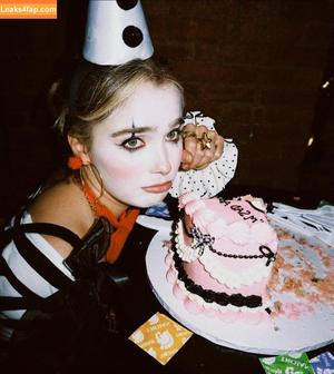 Haley Lu Richardson photo #0395