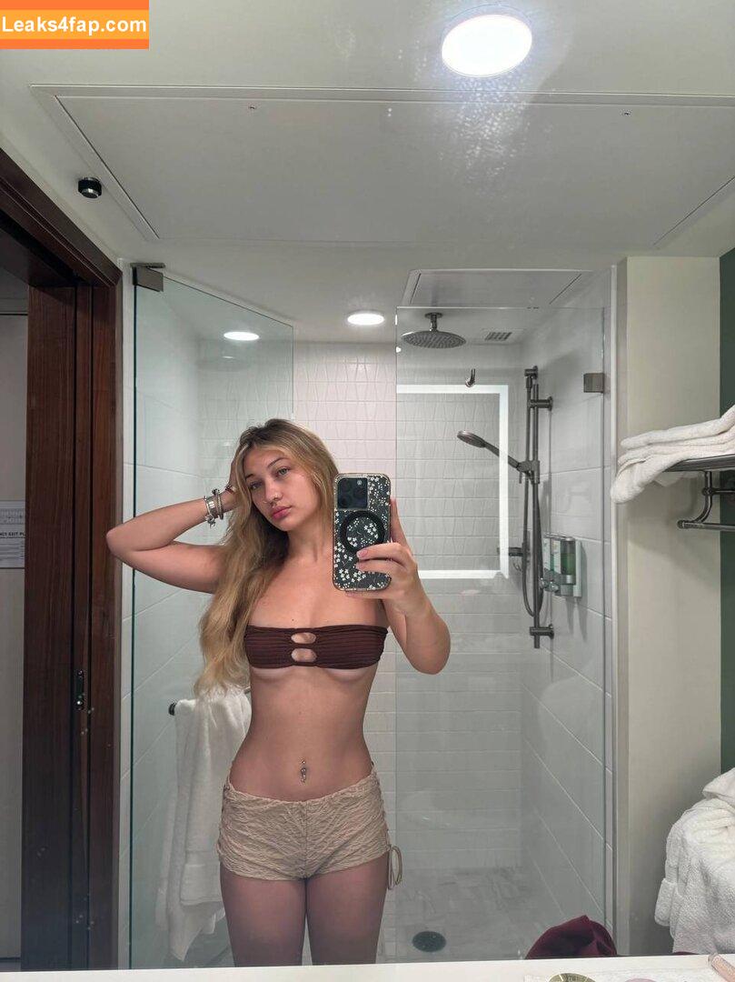 haliabeamer /  leaked photo photo #0001