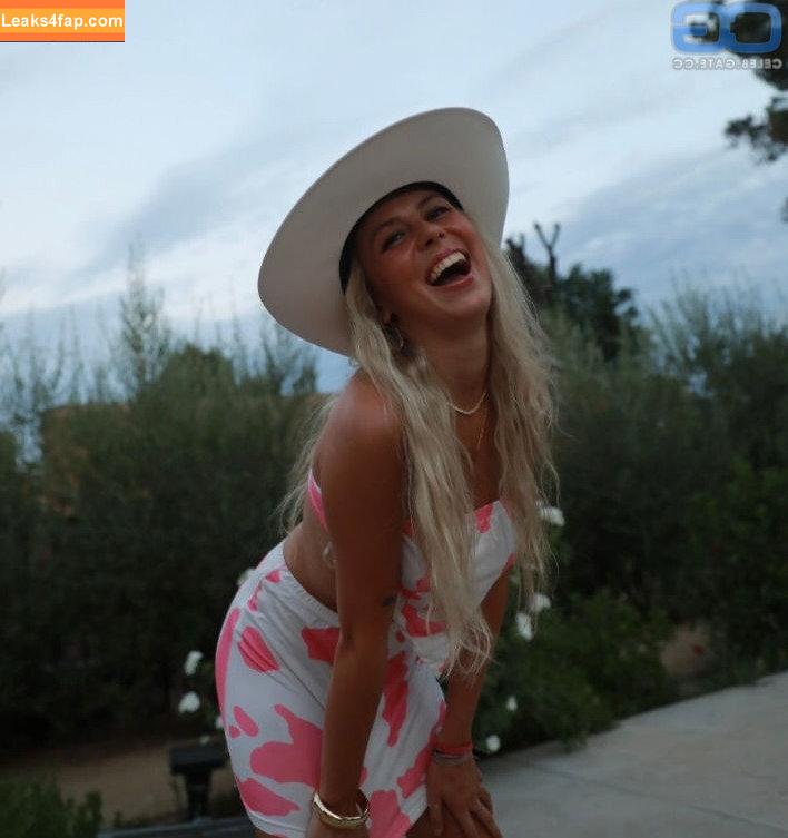 halieywelch /  leaked photo photo #0012