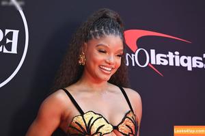 Halle Bailey фото #0855