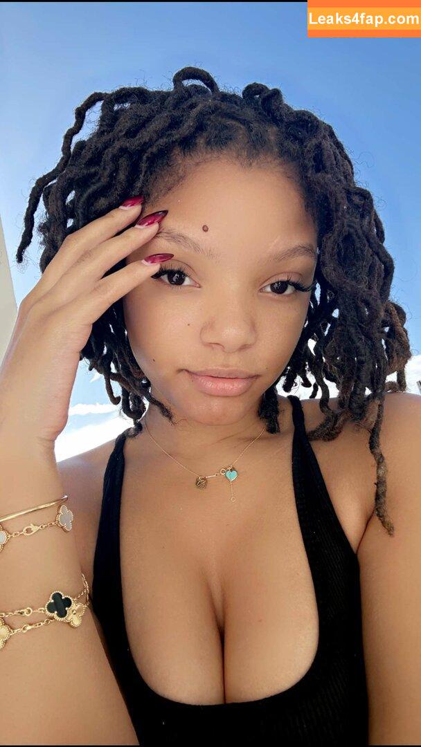 Halle Bailey / HalleBailey / Little Mermaid / chloebaileyyy leaked photo photo #1223