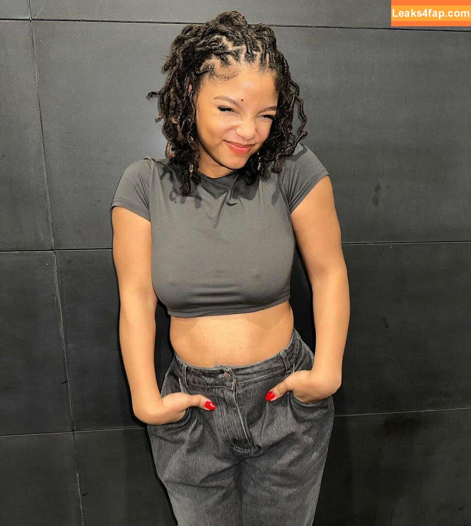 Halle Bailey / HalleBailey / Little Mermaid / chloebaileyyy leaked photo photo #1327