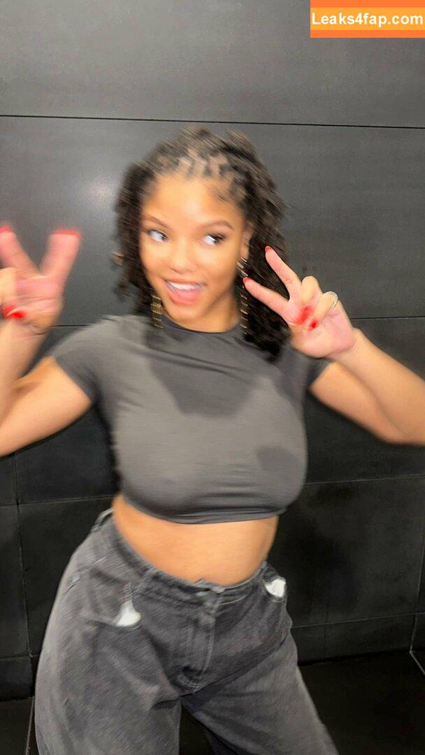 Halle Bailey / HalleBailey / Little Mermaid / chloebaileyyy leaked photo photo #1331