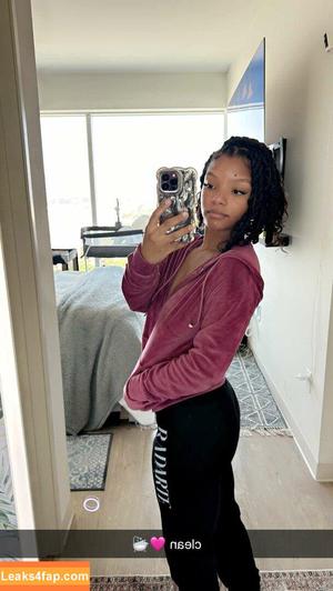 Halle Bailey фото #1016