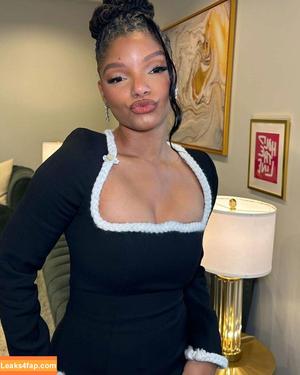 Halle Bailey photo #1163